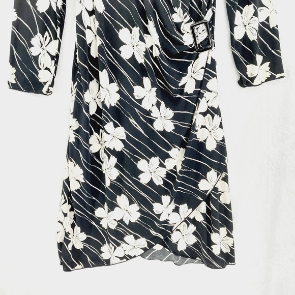 New York & Company Black & White Floral V Neck Wrap Midi Dress 2960 - Picture 2 of 8